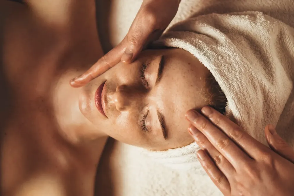 Formations soins visages à Savigné l'Evêque