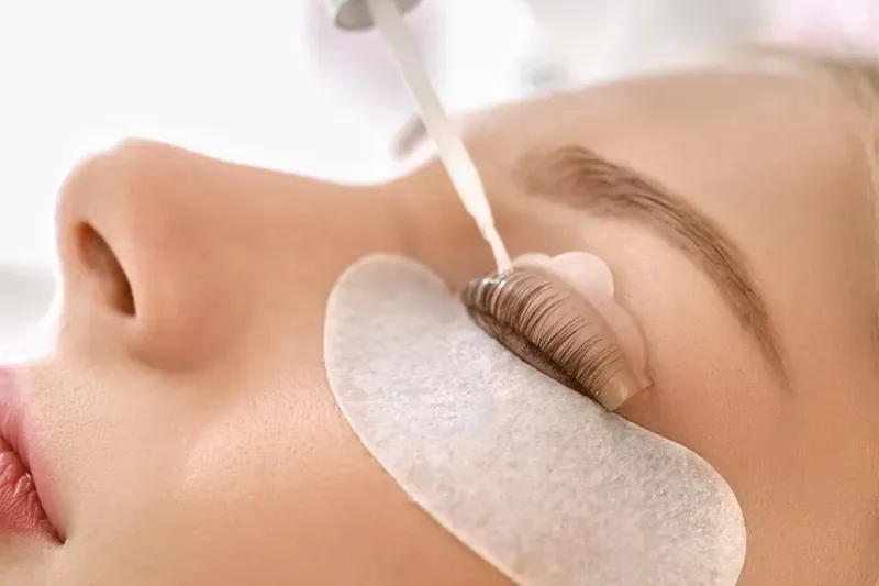 Rehaussement des cils.webp